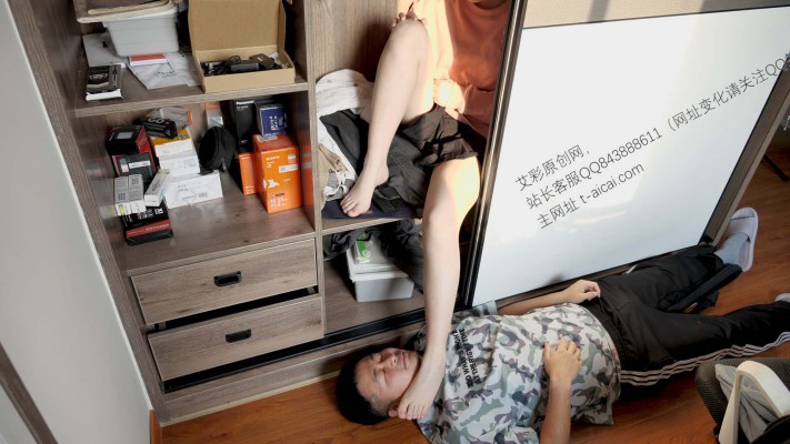 【第5风格】等00后幼师下课后舔她的嫩脚 YC-230228