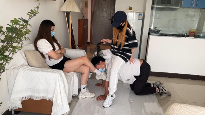 【子怡工作室】双S运动鞋调教鞭打踩踏 YC-220607-HD绳艺资源网