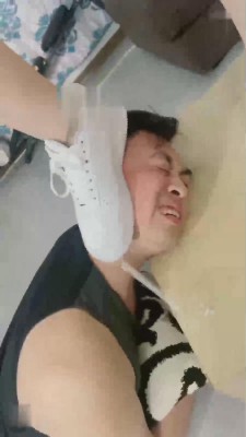 【小祖宗】小白鞋裸足气味羞辱 bf17450-HD绳艺资源网