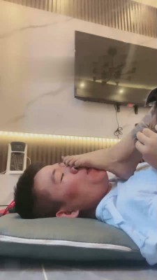 【初见】超脏原味船袜/臭脚辱狗 bf17533 套路资料库 第5张