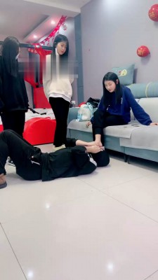 【精神小妹】3S原味袜气味羞辱/踩踏 bf22044 套路资料库 第6张