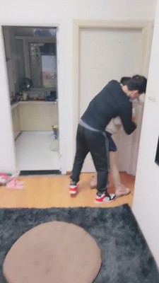 【桃子老师】偷拍狗的下场 bf23124-HD绳艺资源网