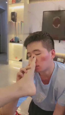 【初见】超脏原味船袜/臭脚辱狗 bf17533 套路资料库 第10张