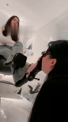 【上海赵丽颖】精彩!超美车模羞辱情侣奴/奴下奴 bf21960 套路资料库 第13张