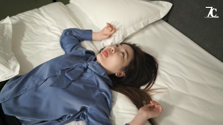 7C定拍被绿很愤怒 闷杀丝袜女