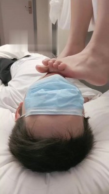 【柠檬大大】皮鞋原味白丝踩奶狗 bf17632 套路资料库 第9张