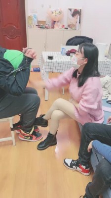 【桃子老师】情侣主羞辱现实绿帽 bf23198
