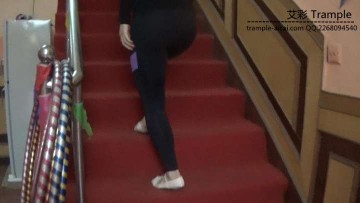 剧情片蒙面女杀手入室杀害卧底警察-HD绳艺资源网